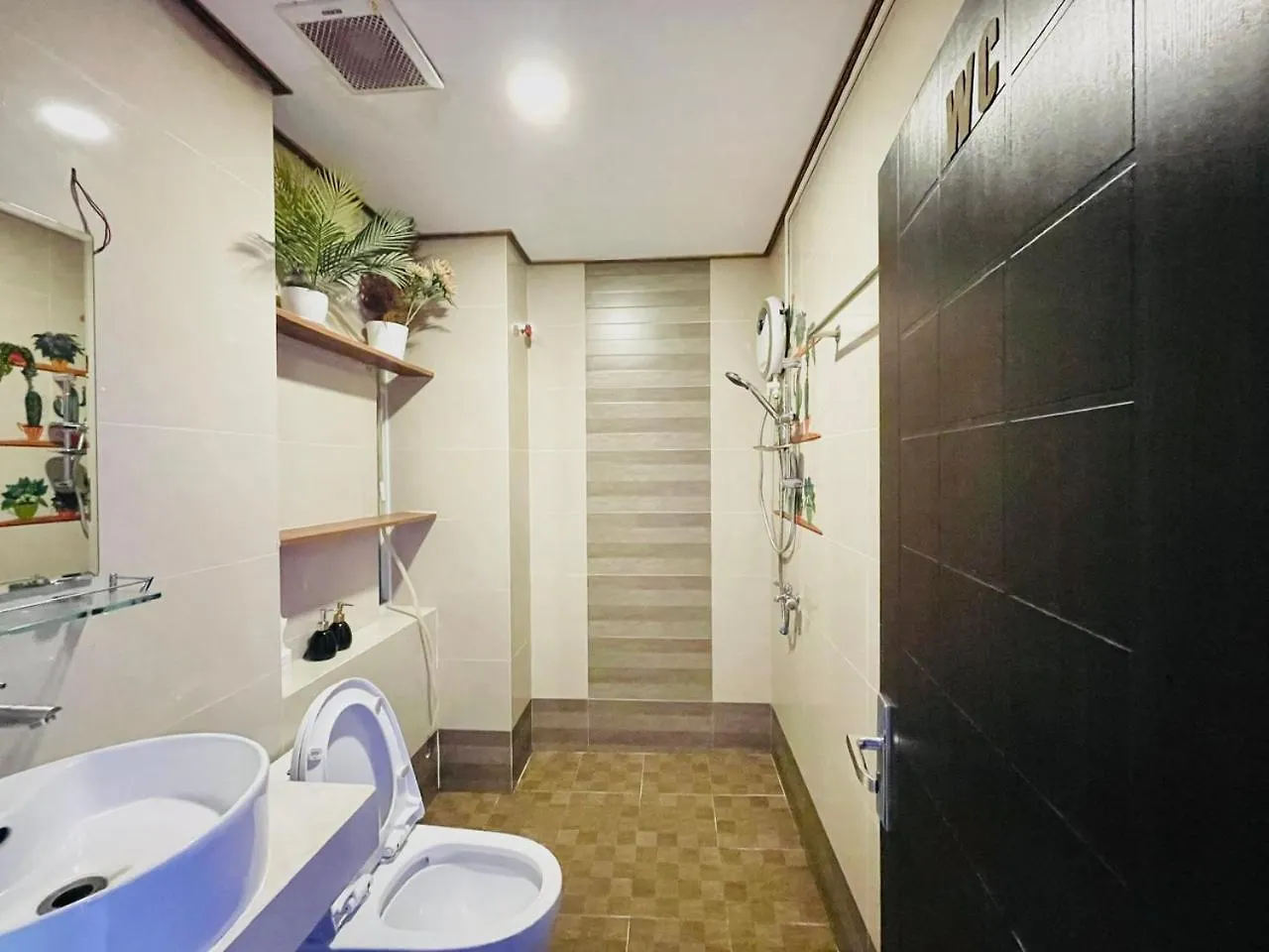 King Hotel Kitchen Ho Chi Minh City 0*,  Vietnam